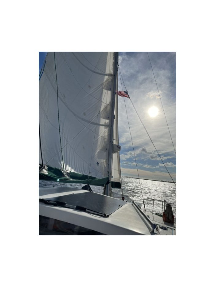 underway, Summer Twins 28, catamaran for sale
