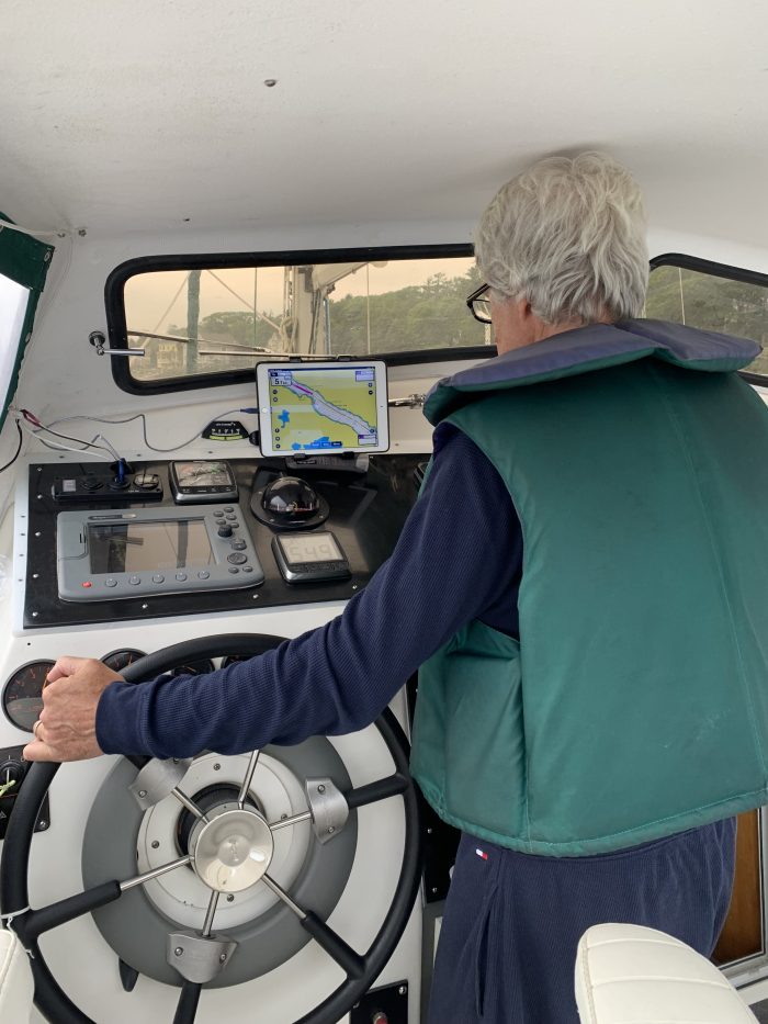 helm, Summer Twins 28, catamaran for sale