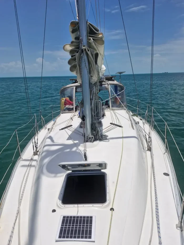 deck, Jeanneau 37 Sun Odyssey, sailboat for sale
