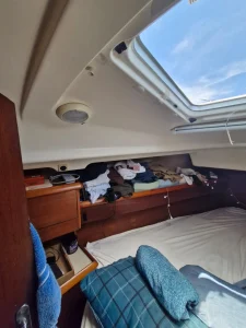 bed, Jeanneau 37 Sun Odyssey, sailboat for sale