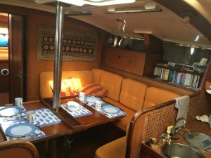 salon, Wauquiez 43 Amphitrite, sailboat for sale