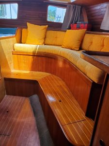 salon, Wauquiez 43 Amphitrite, sailboat for sale