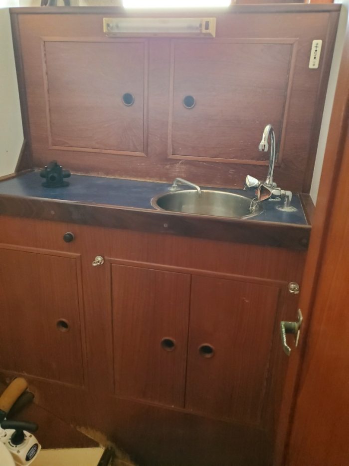 interior, Wauquiez 43 Amphitrite, sailboat for sale