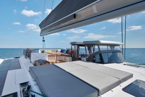 deck, Privilege 580 Signature, catamaran for sale