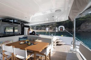 cockpit, Privilege 580 Signature, catamaran for sale