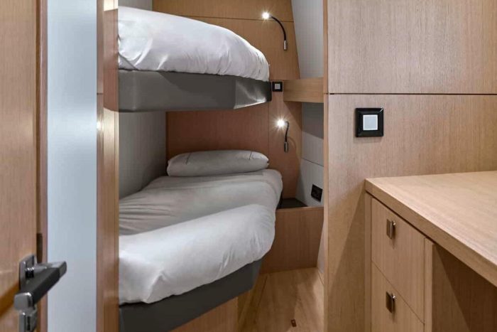 bed, Privilege 580 Signature, catamaran for sale