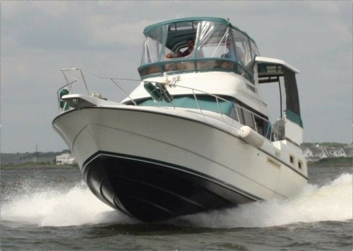 underway, Silverton 34C, trawler for sale