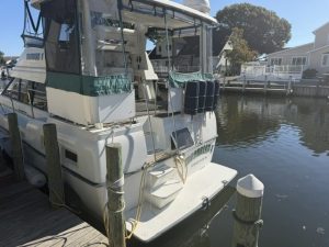 exterior, Silverton 34C, trawler for sale