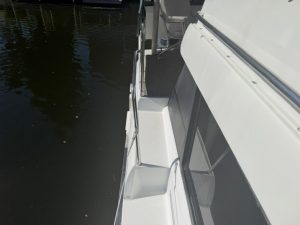 exterior, Silverton 34C, trawler for sale