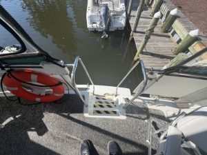 exterior, Silverton 34C, trawler for sale