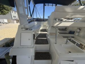 cockpit, Silverton 34C, trawler for sale