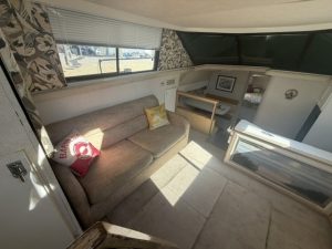 salon, Silverton 34C, trawler for sale