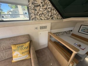 salon, Silverton 34C, trawler for sale