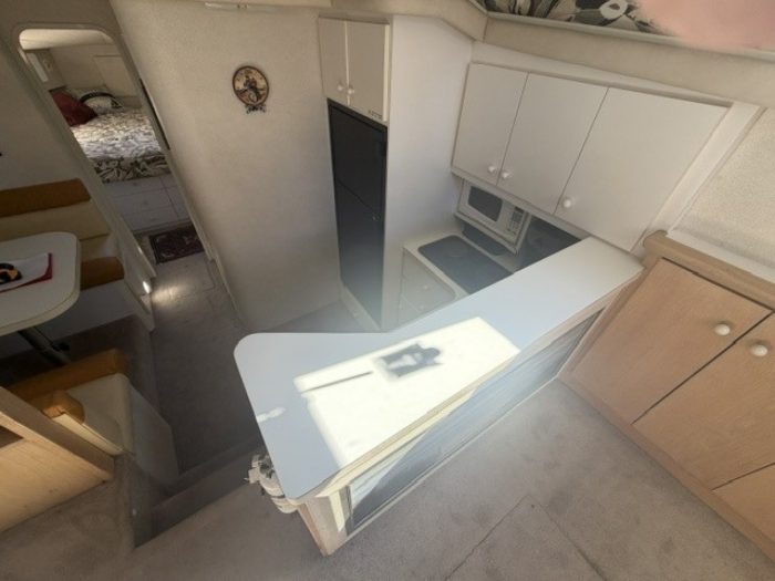 salon, Silverton 34C, trawler for sale