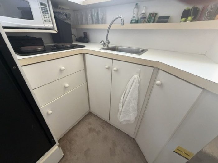 interior, Silverton 34C, trawler for sale