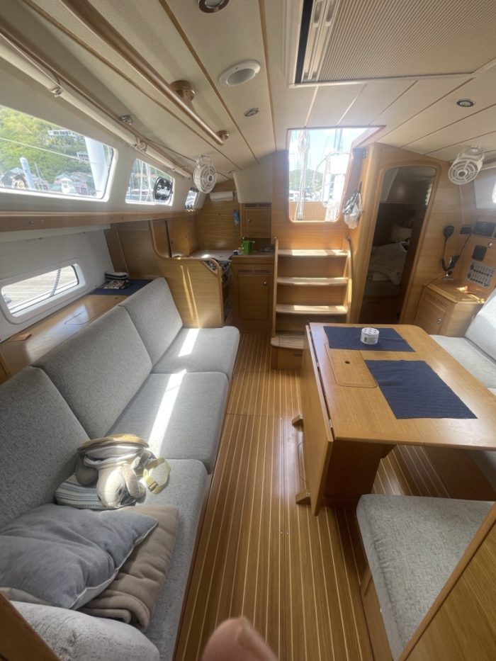 salon, Hallberg Rassy, sailboat for sale