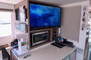 salon, Leopard 42, catamaran for sale