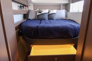bed, Leopard 42, catamaran for sale