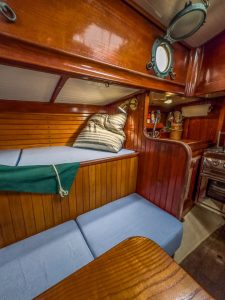 salon, Bristol 28 Channel Cutter, sailboat for sale
