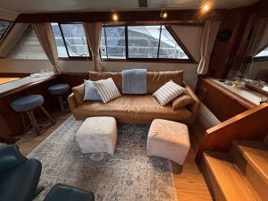 salon, Californian 48 Sundeck, trawler for sale