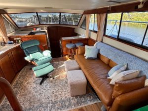 salon, Californian 48 Sundeck, trawler for sale