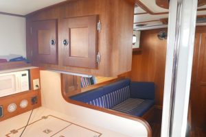 salon, Valiant 42, sailboat for sale