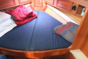 bed, Valiant 42, sailboat for sale
