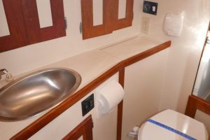 bath, Valiant 42, sailboat for sale