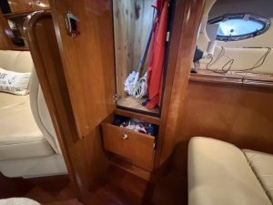 interior, Cruisers, trawler for sale