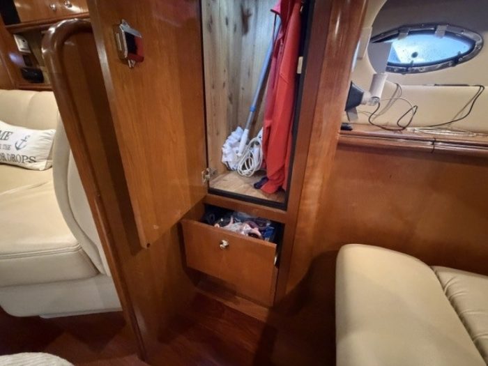 interior, Cruisers, trawler for sale