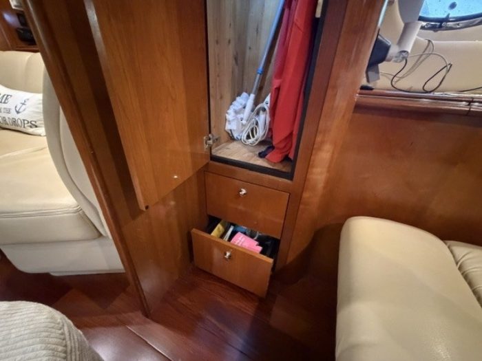interior, Cruisers, trawler for sale