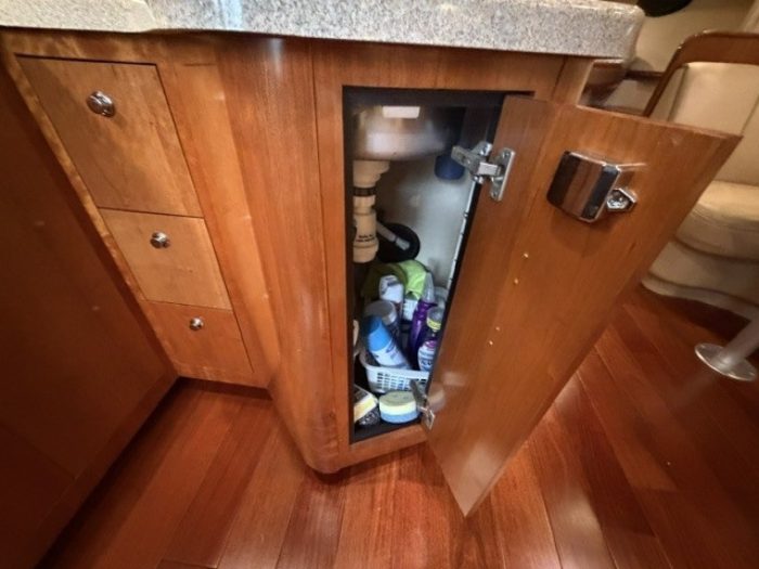 interior, Cruisers, trawler for sale