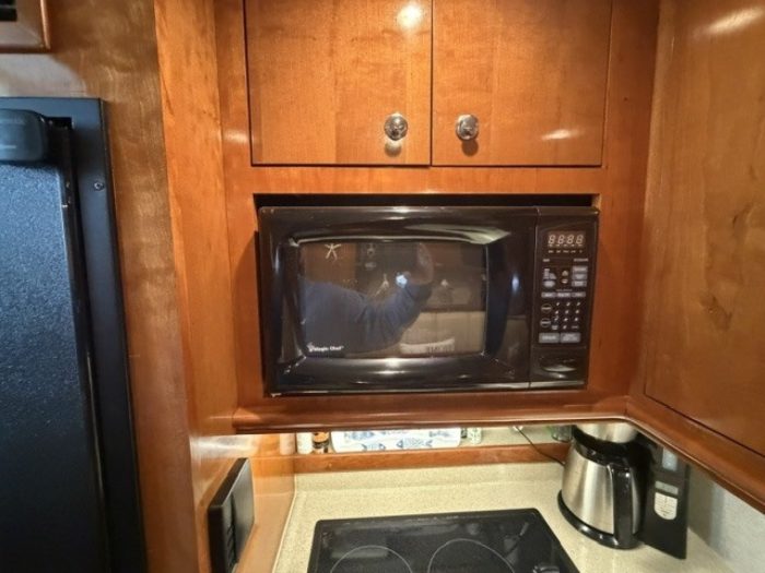 interior, Cruisers, trawler for sale
