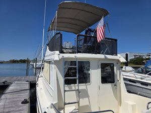 cockpit, Camano 31 Troll, trawler for sale