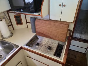 interior, Camano 31 Troll, trawler for sale