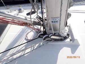 deck, Beneteau, sailboat for sale