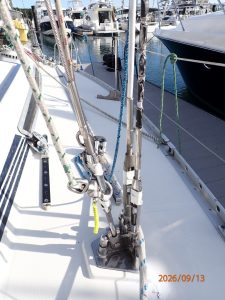 deck, Beneteau, sailboat for sale