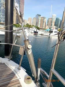 deck, Beneteau, sailboat for sale