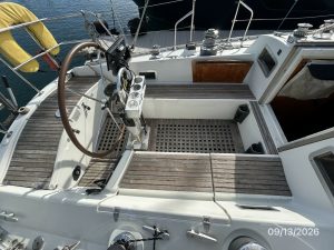 cockpit, Beneteau, sailboat for sale