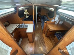 salon, Beneteau, sailboat for sale