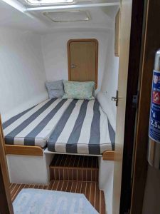 bed, Maverick 420, catamaran for sale