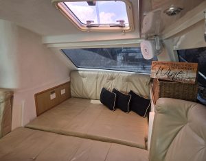 bed, Maverick 420, catamaran for sale