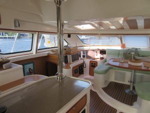 salon, African Cats 420 Powercat, power catamaran for sale