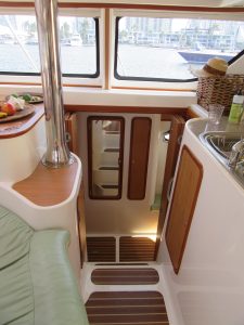 interior, African Cats 420 Powercat, power catamaran for sale