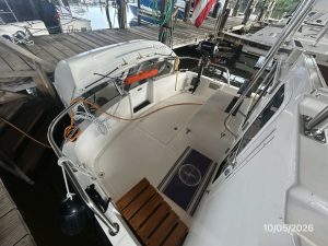 cockpit, Nordic Tug 34, trawler for sale