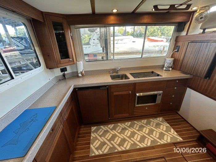 salon, Nordic Tug 34, trawler for sale