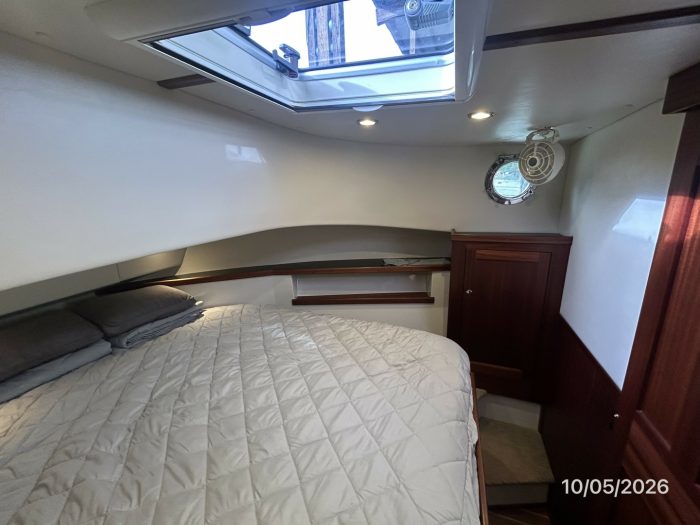 bed, Nordic Tug 34, trawler for sale