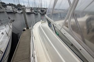 deck, Silverton 43, trawler for sale