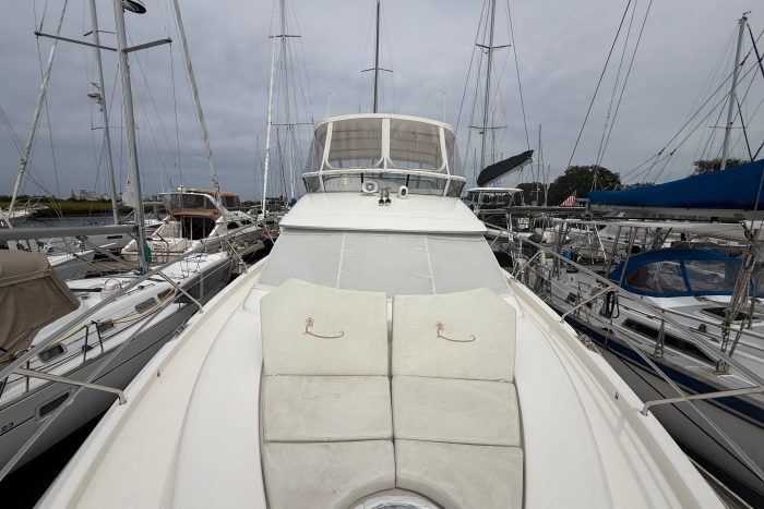exterior, Silverton 43, trawler for sale