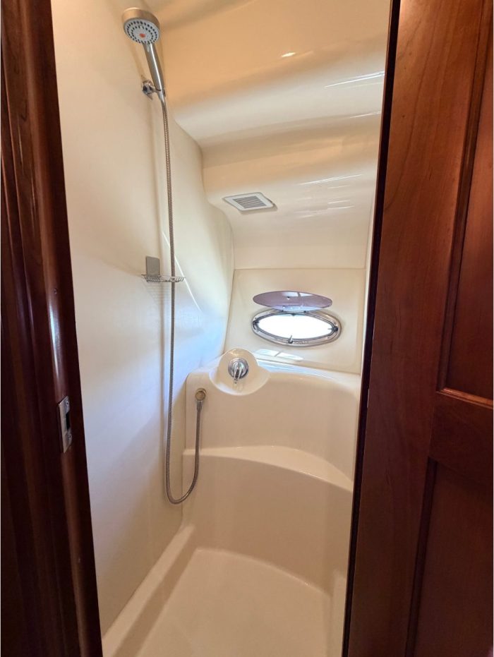 bath, Silverton 43, trawler for sale